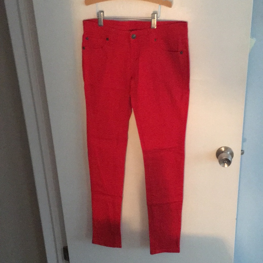 red skinny jeans